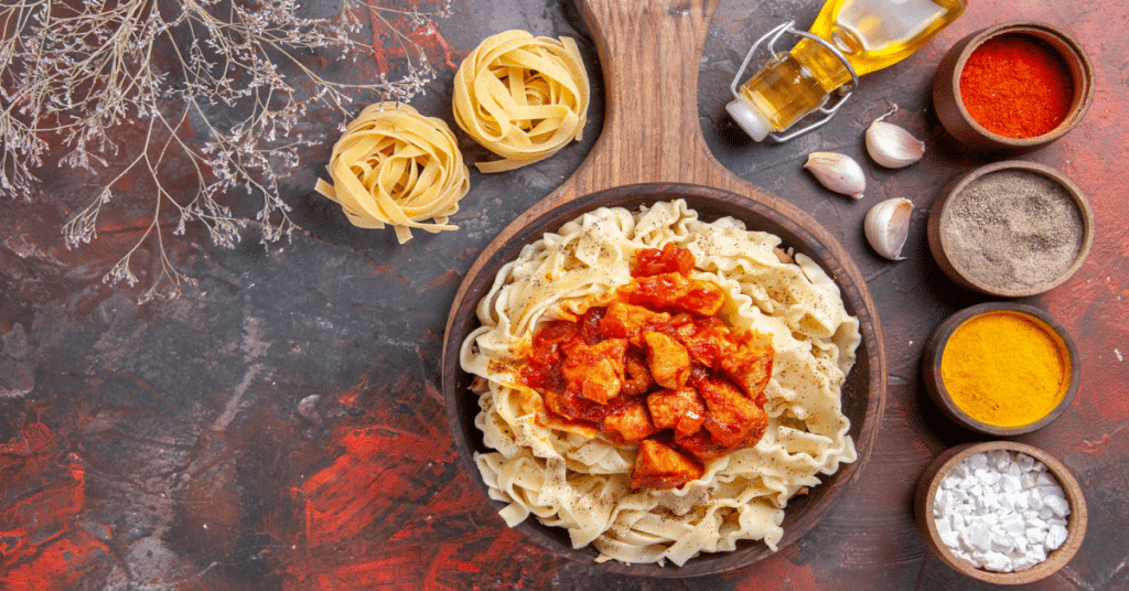 butter chicken pasta​